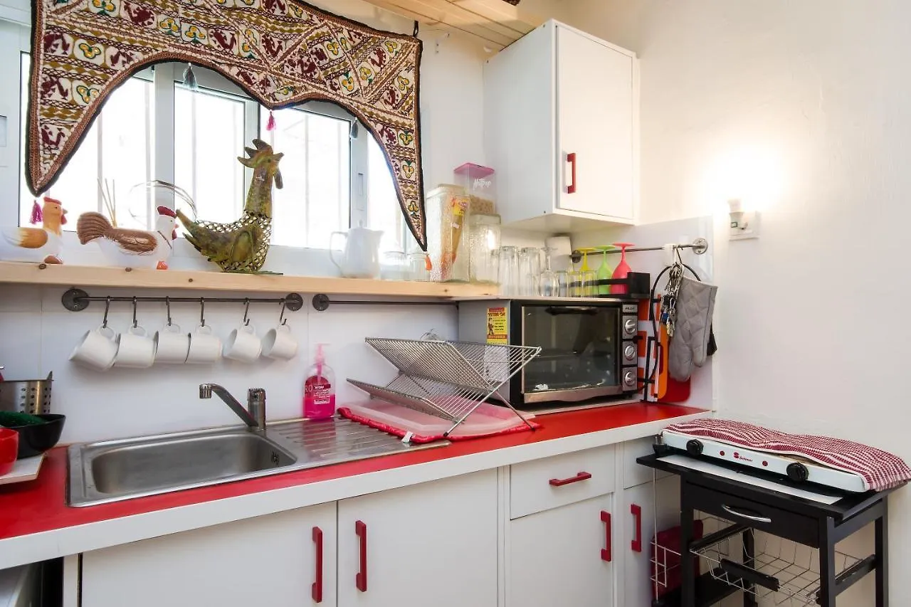 Appartamento Sweet Home With Private Garden And Parking Haifa Israele