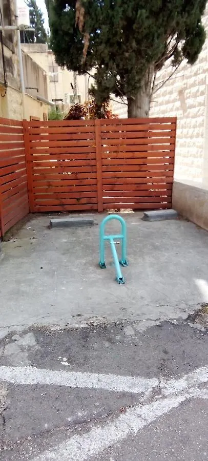 Appartamento Sweet Home With Private Garden And Parking Haifa Israele