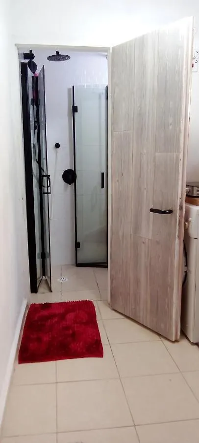 Sweet Home With Private Garden And Parking Haifa